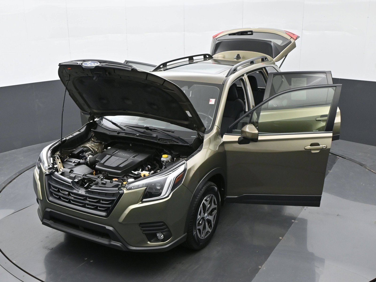 Used 2024 Subaru Forester Premium AWD/4WD image 48