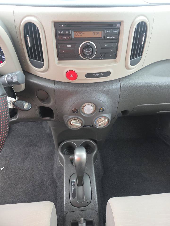 Used 2009 Nissan Cube 1.8 S w/ Interior Designer Pkg FWD image 14