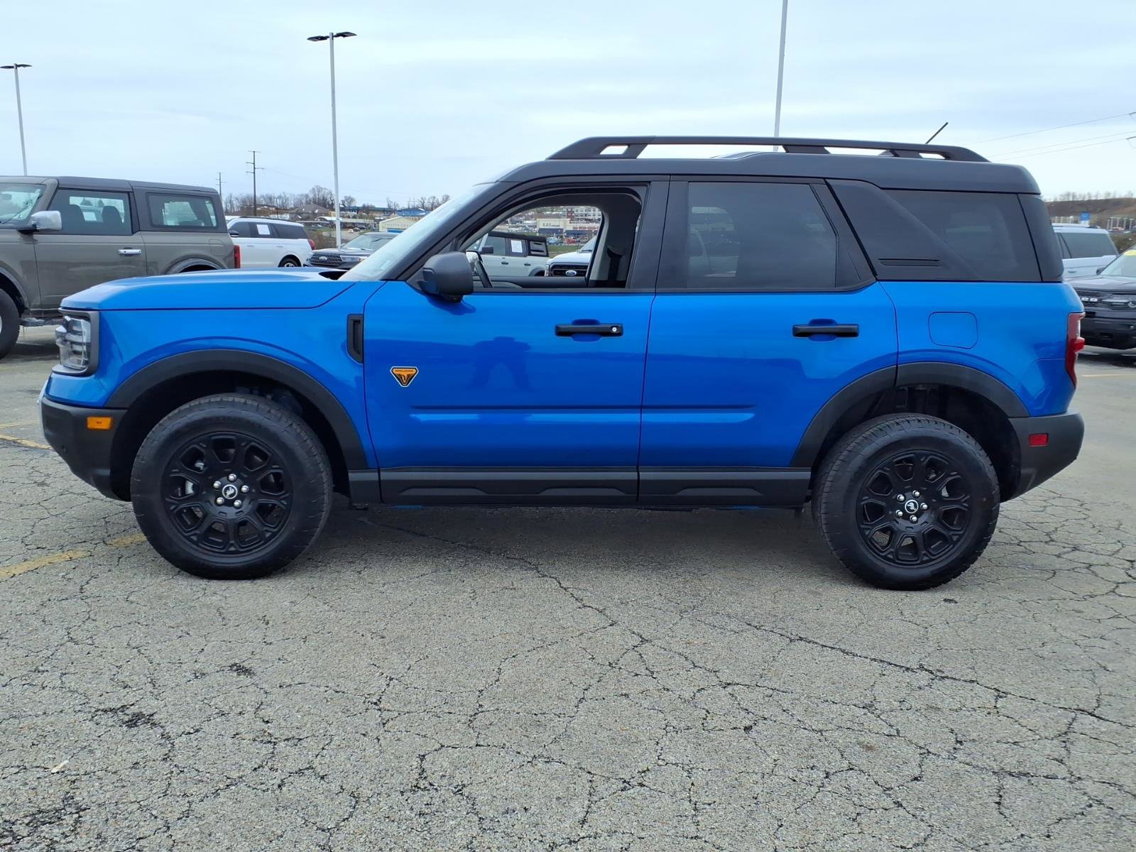 Used 2025 Ford Bronco Sport Badlands image 4