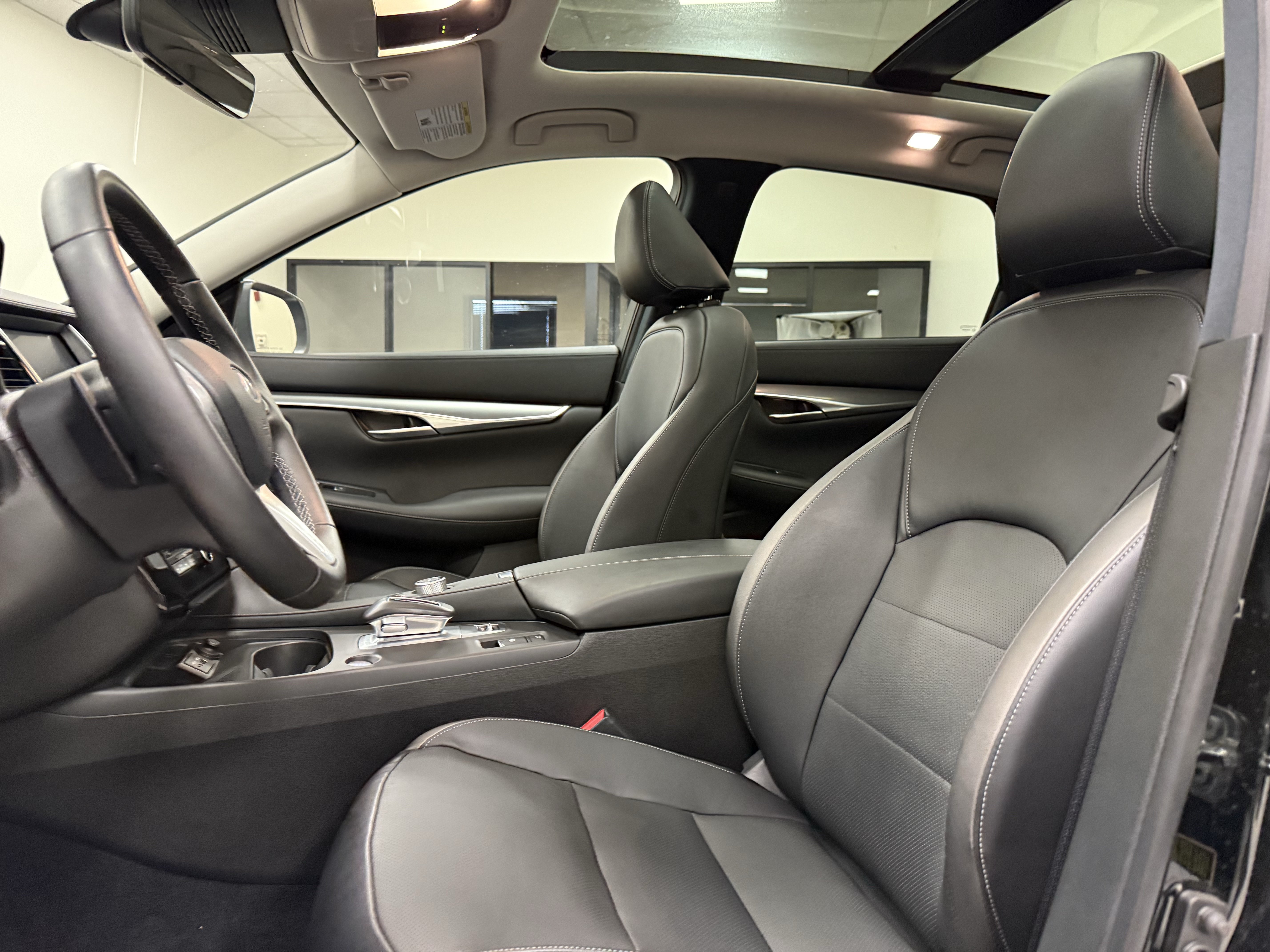 Certified 2024 INFINITI QX50 Luxe FWD image 12