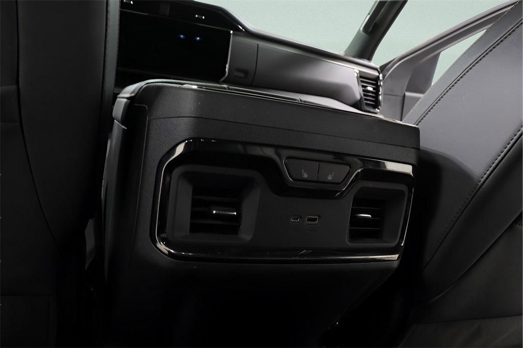 Used 2023 GMC Sierra 1500 AT4 w/ Technology Package image 20