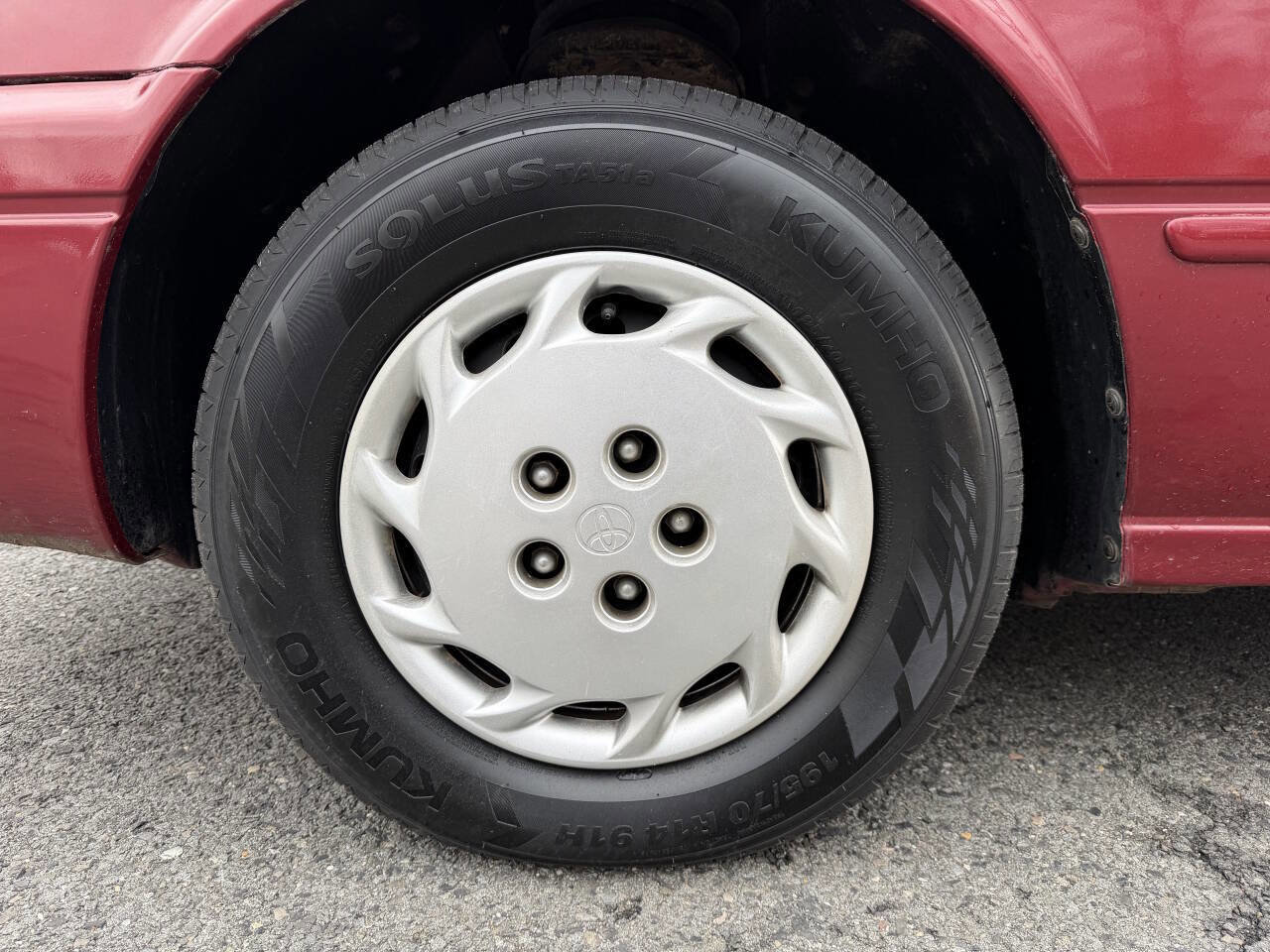 Used 1998 Toyota Camry LE FWD image 33