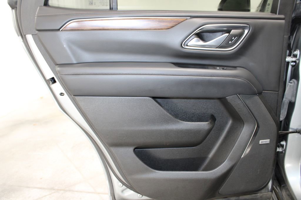 Used 2024 Chevrolet Tahoe High Country image 21