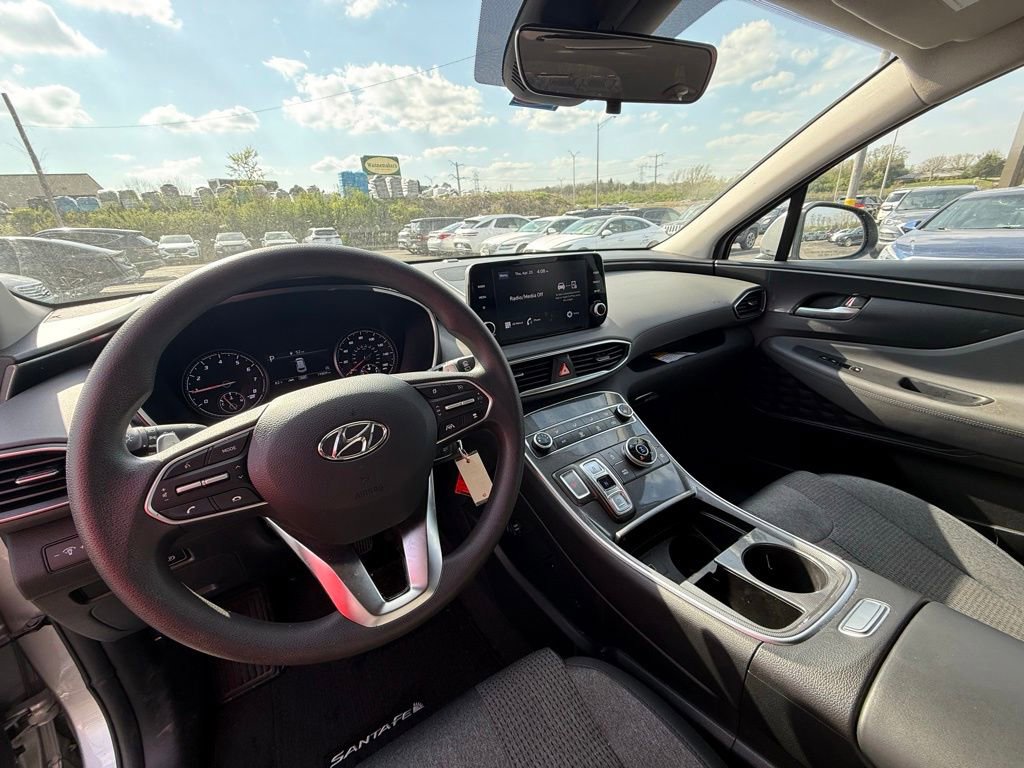 Certified 2023 Hyundai Santa Fe SE AWD/4WD image 2