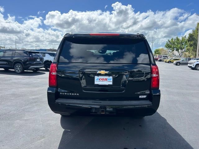 Used 2019 Chevrolet Suburban LT image 5