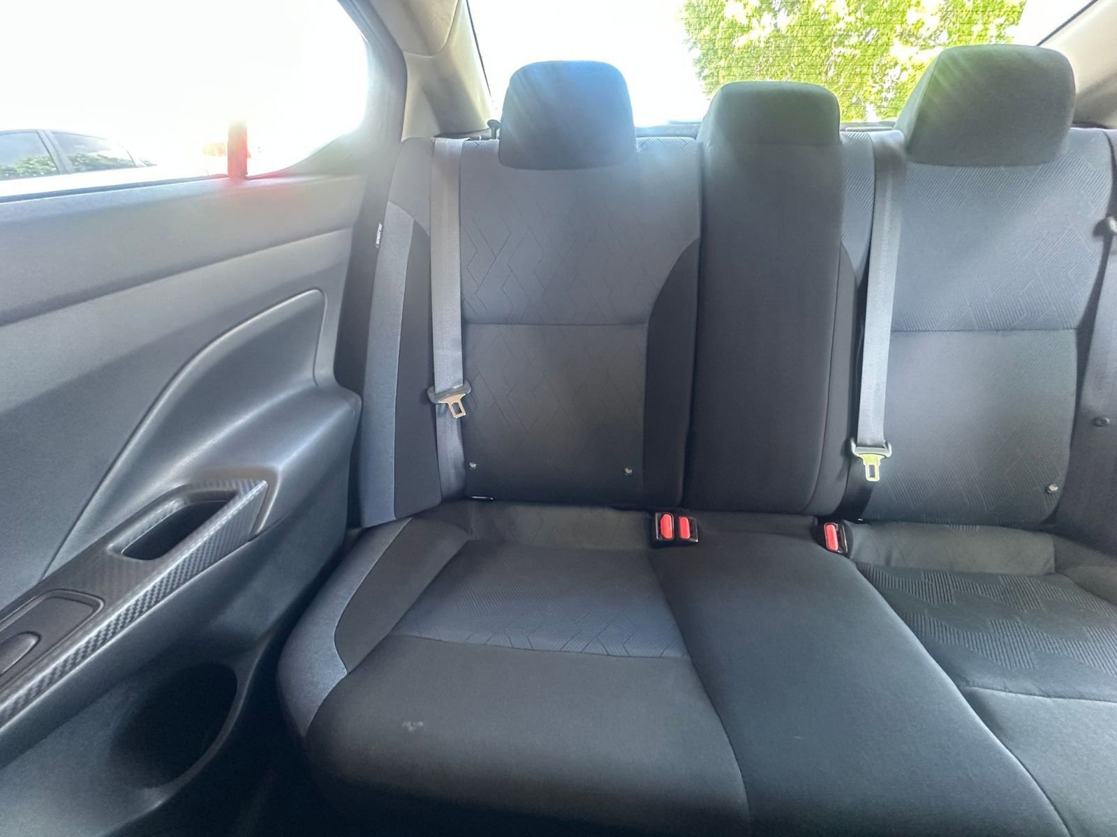 Used 2025 Nissan Versa SV image 37