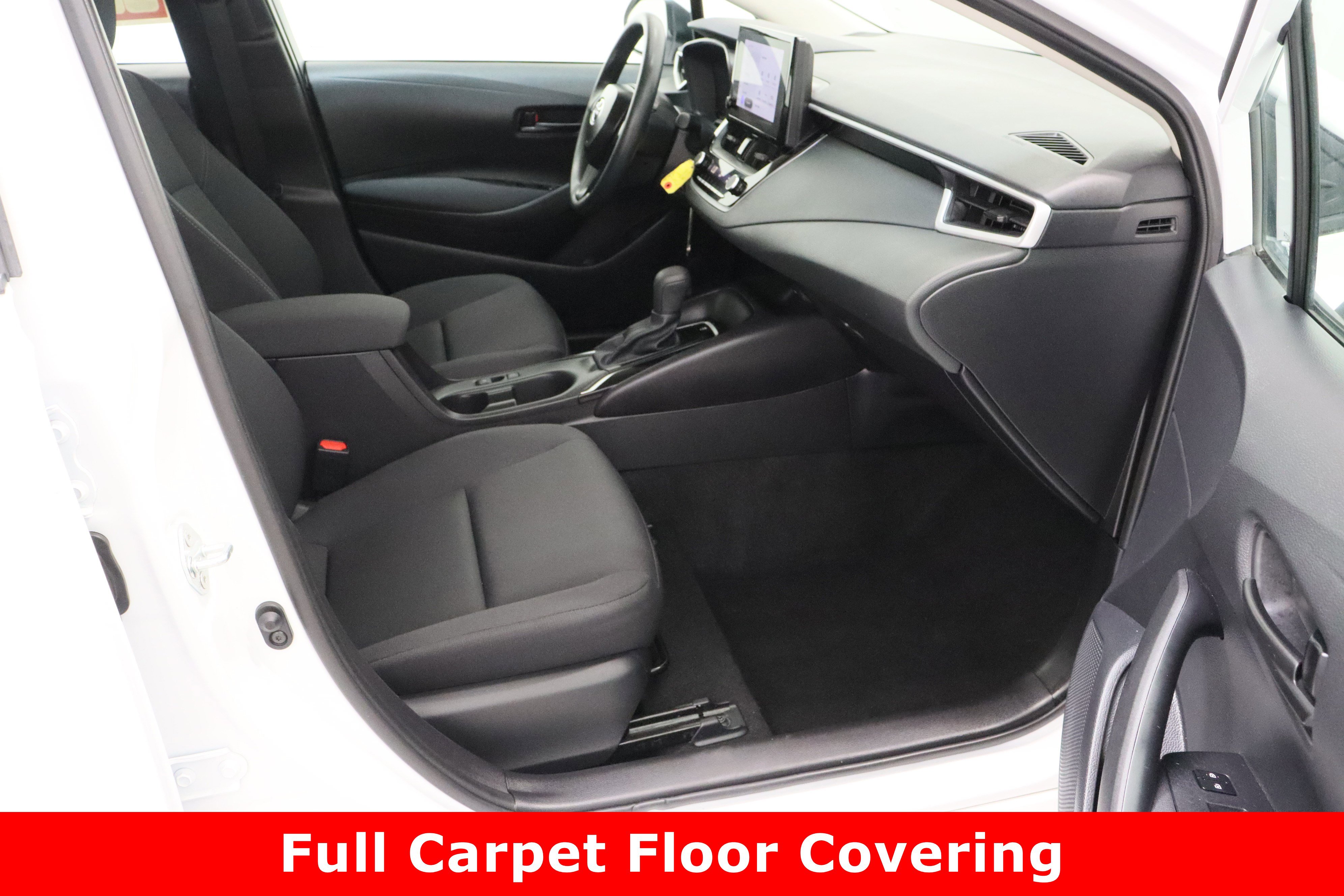 Certified 2025 Toyota Corolla LE image 33