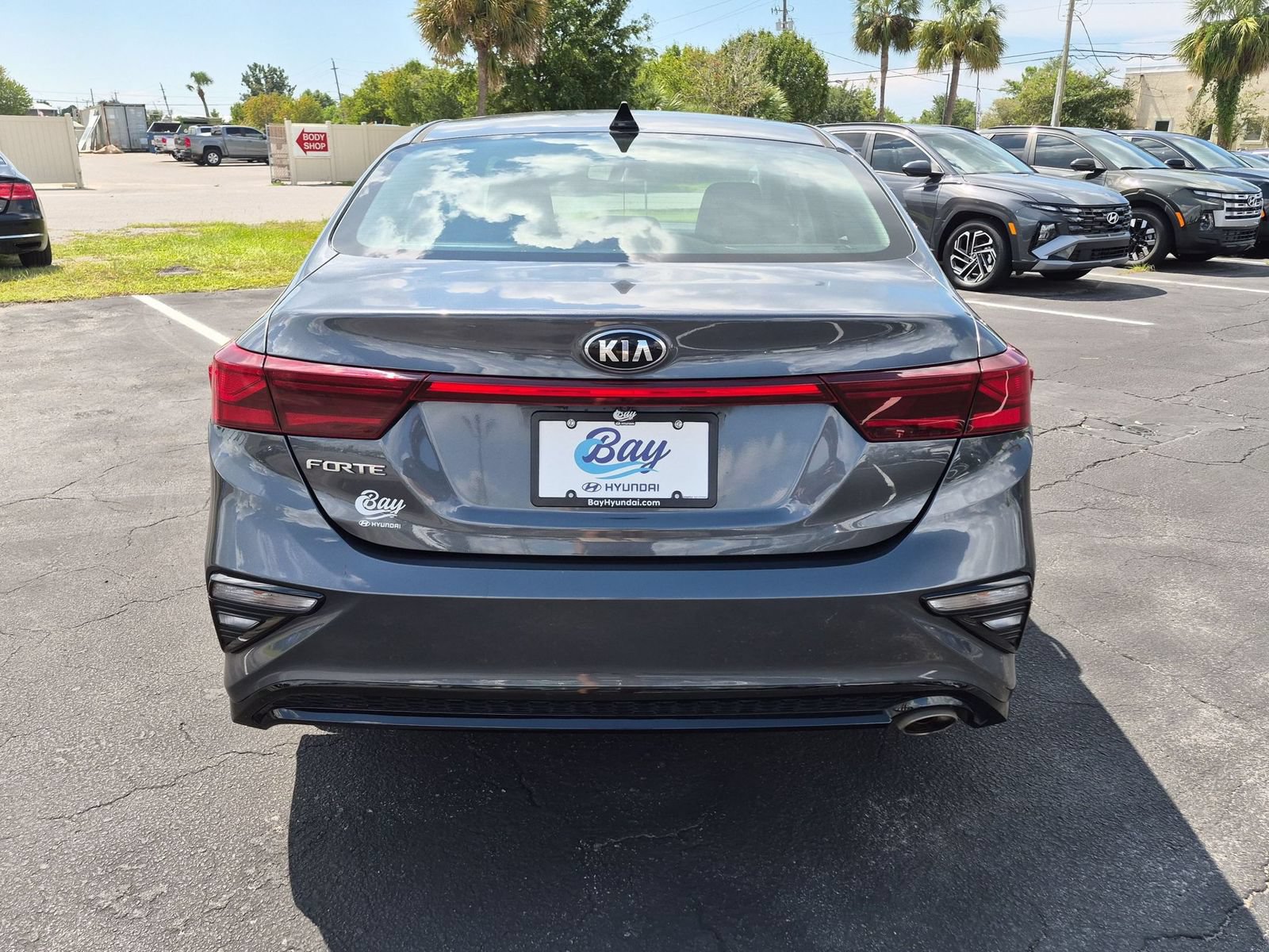 Used 2020 Kia Forte LXS FWD image 7