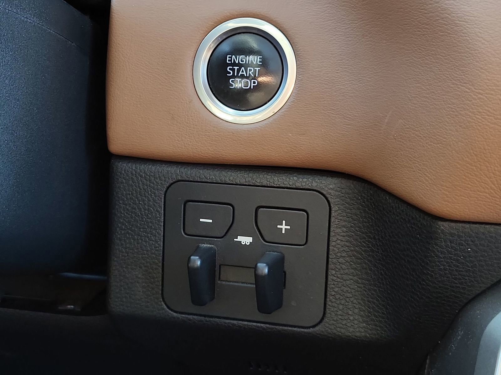 Used 2023 Toyota Tundra 1794 Edition w/ Advanced Package AWD/4WD image 17