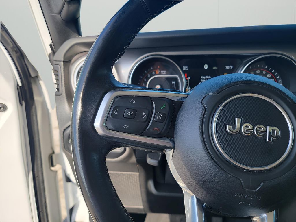 Used 2020 Jeep Wrangler Unlimited Sahara image 15