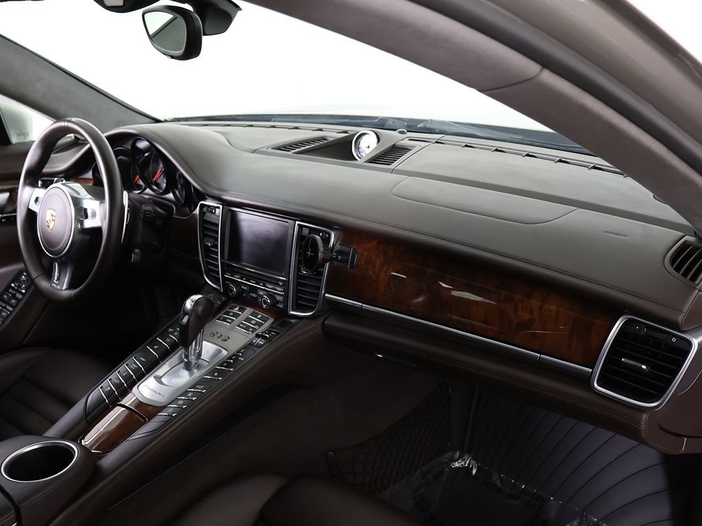Used 2013 Porsche Panamera AWD/4WD image 29
