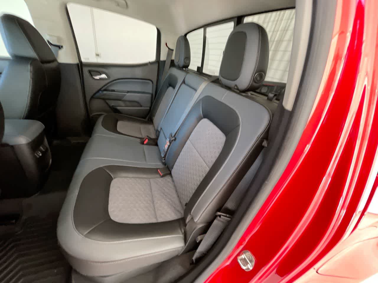 Used 2019 Chevrolet Colorado Z71 AWD/4WD image 22