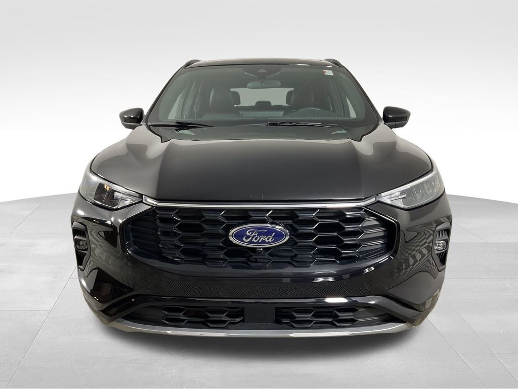 Used 2023 Ford Escape ST-Line Select w/ Tech Pack #2 image 3