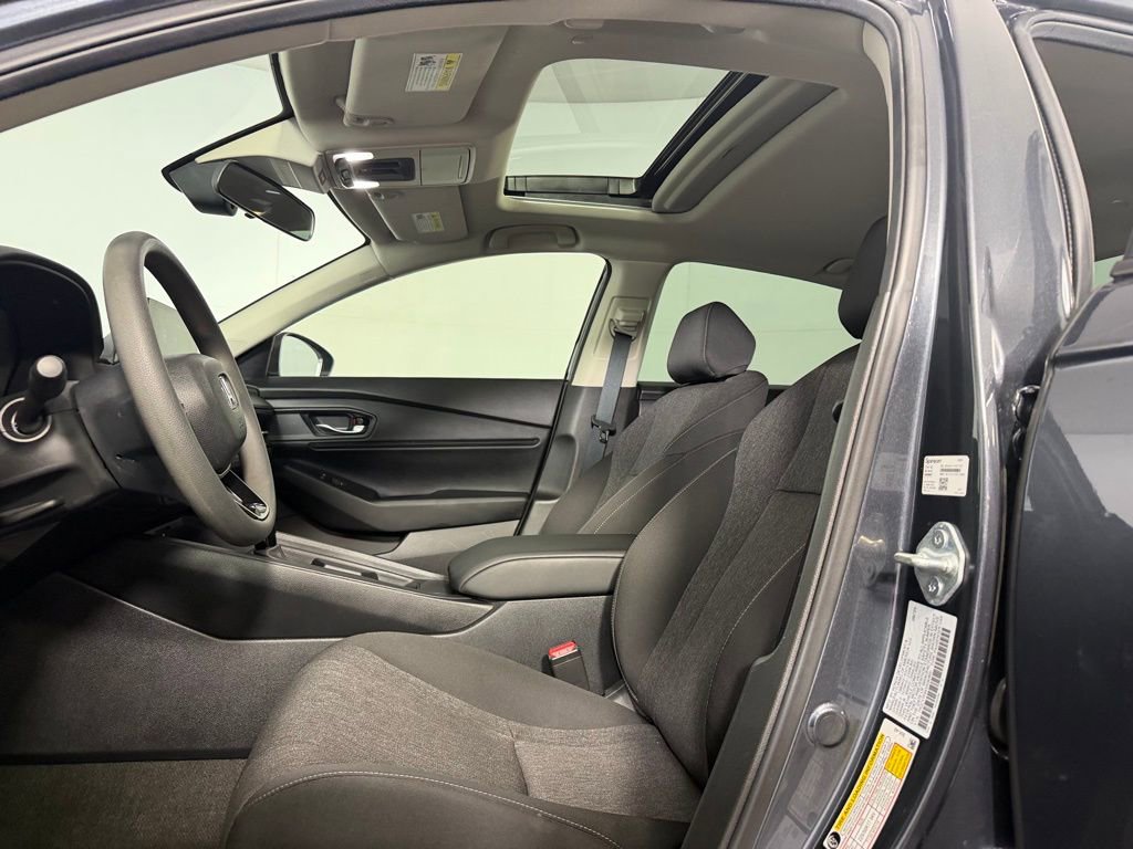 Used 2025 Honda Accord SE image 20
