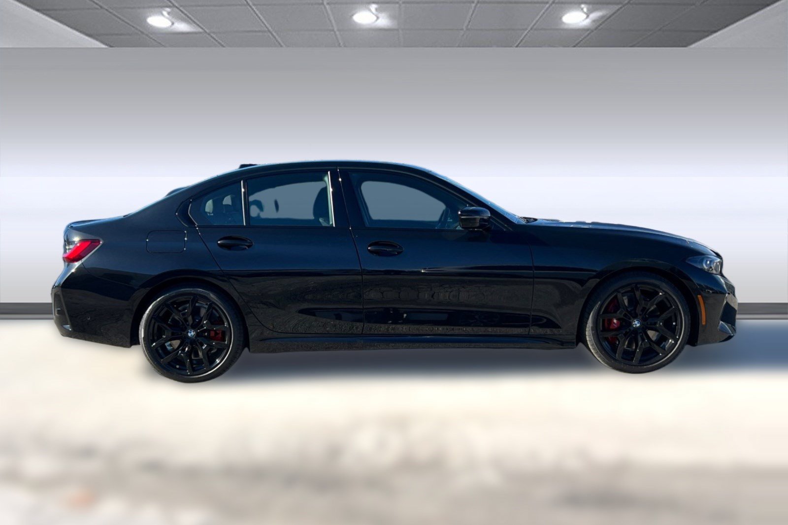 Used 2026 BMW 330i Sedan w/ M Sport Package RWD image 7