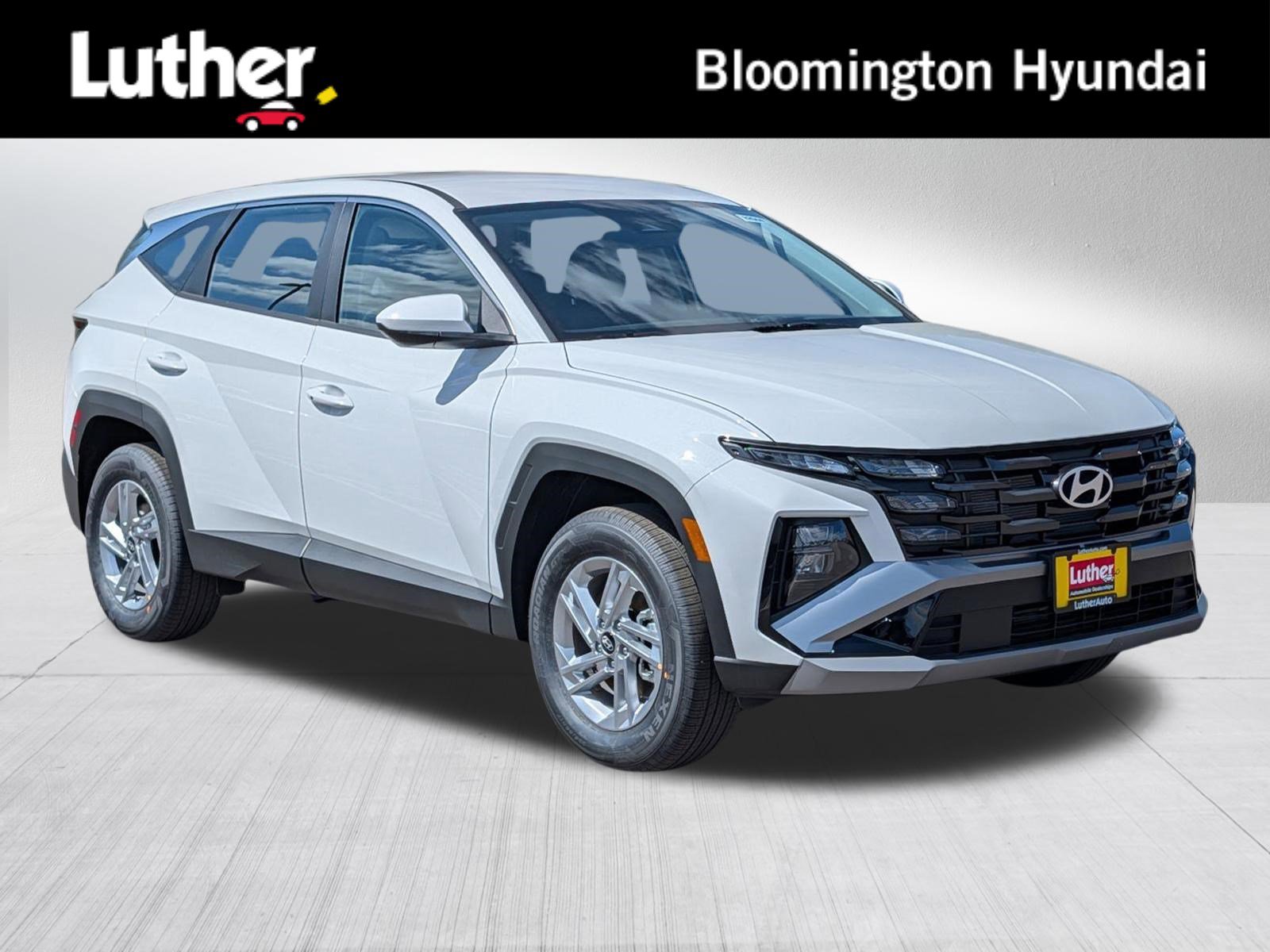 New 2026 Hyundai Tucson SE AWD/4WD image 1