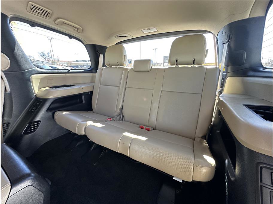 Used 2012 Toyota Sequoia Platinum AWD/4WD image 19