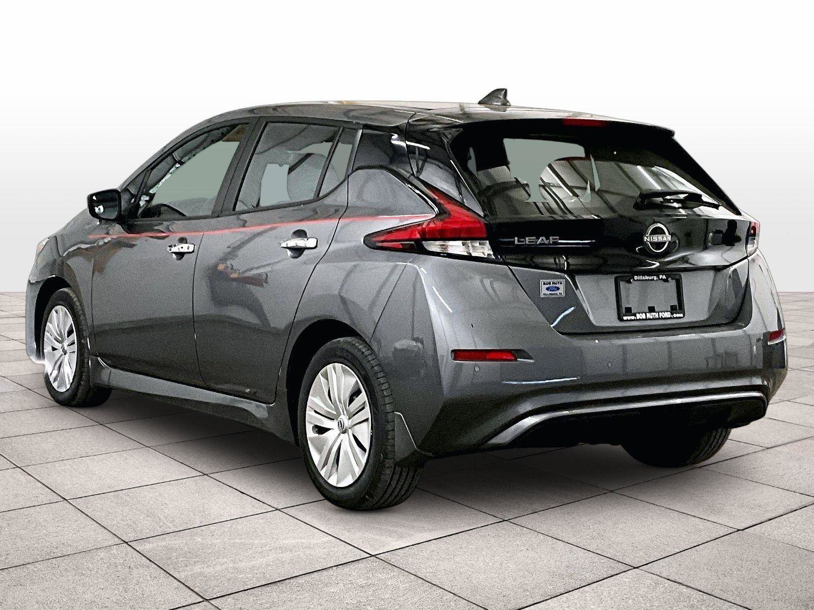 Used 2023 Nissan Leaf S image 10