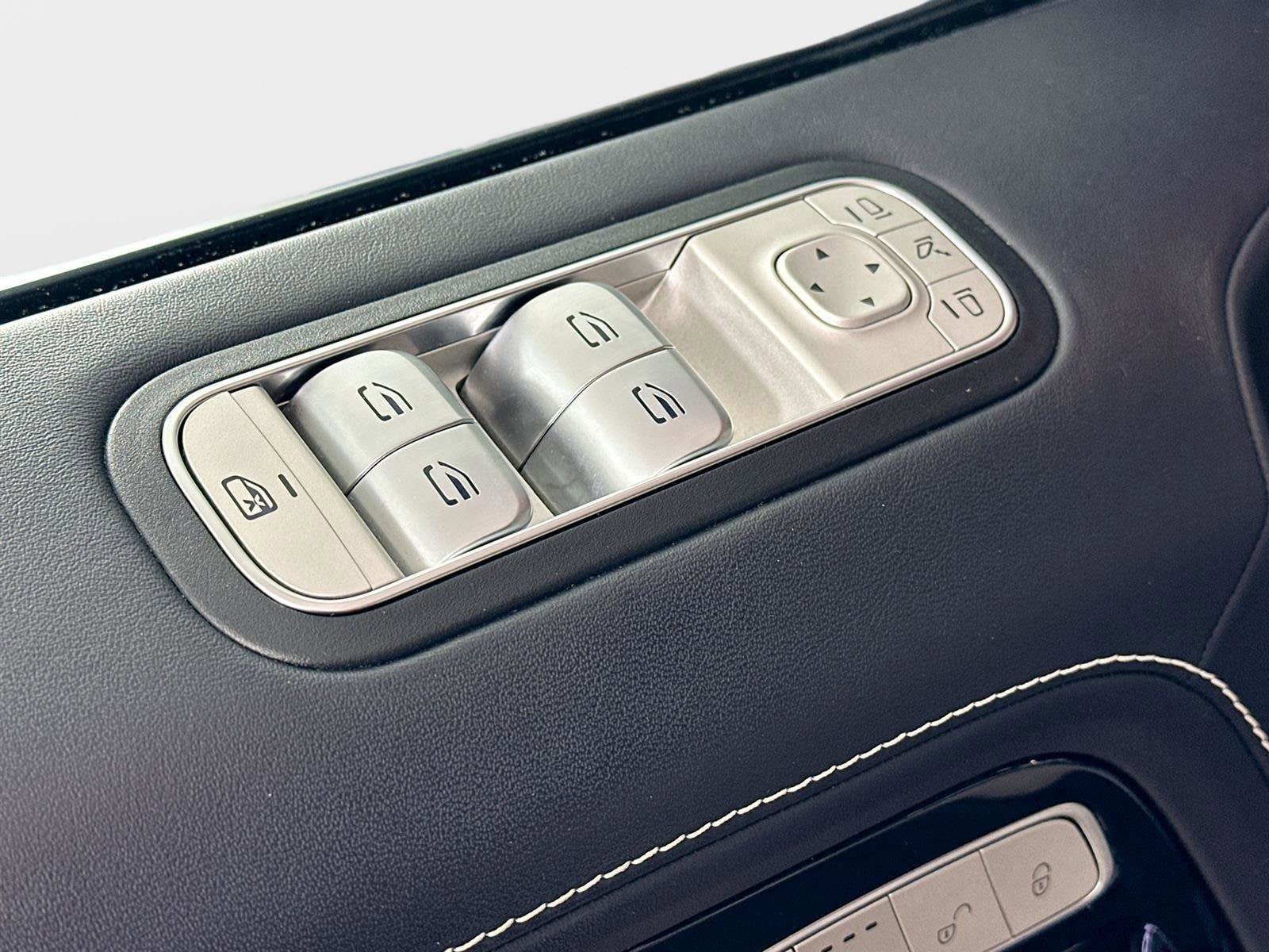 Certified 2022 Mercedes-Benz G 63 AMG 4MATIC image 23