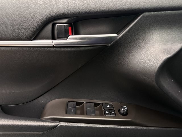 Used 2023 Toyota Camry SE w/ Convenience Package FWD image 21