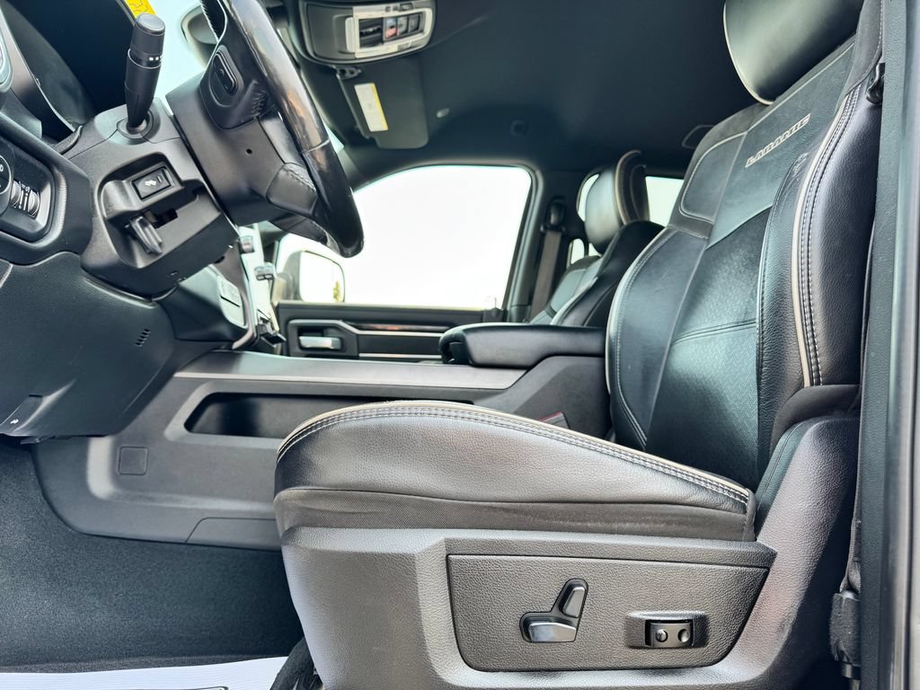 Used 2020 RAM 2500 Laramie AWD/4WD image 16