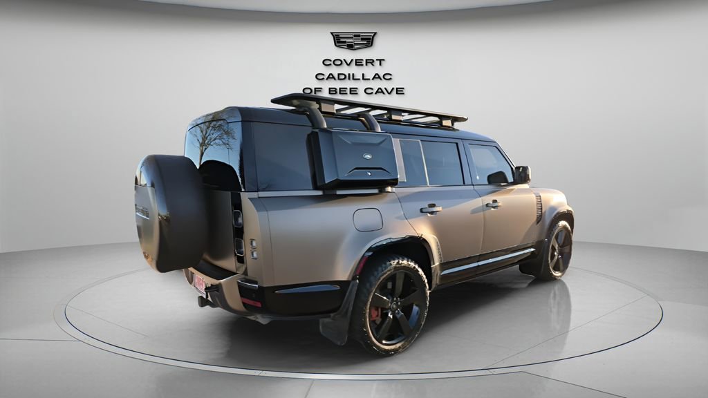Used 2024 Land Rover Defender 130 X image 9