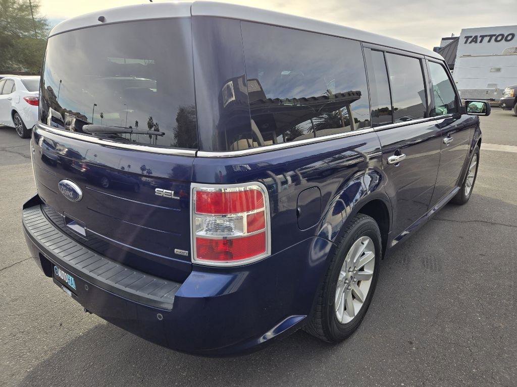 Used 2011 Ford Flex SEL w/ Rapid Spec Order Code image 5