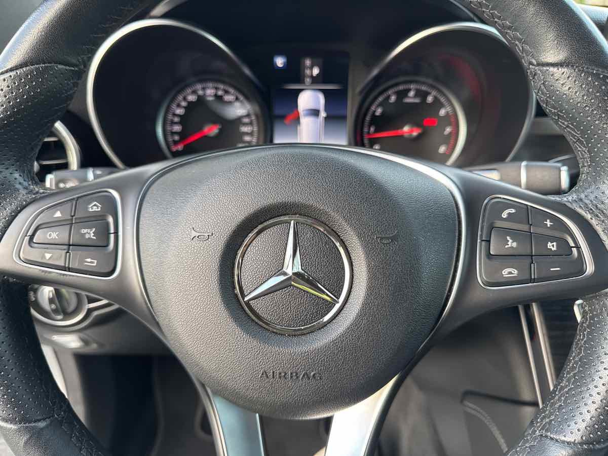 Used 2019 Mercedes-Benz GLC 300 image 31