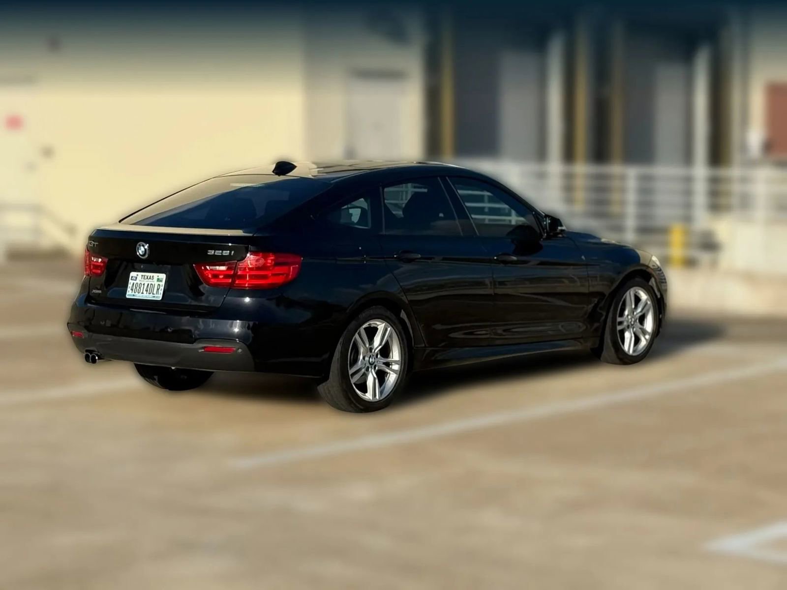 Used 2015 BMW 328i Gran Turismo xDrive image 8