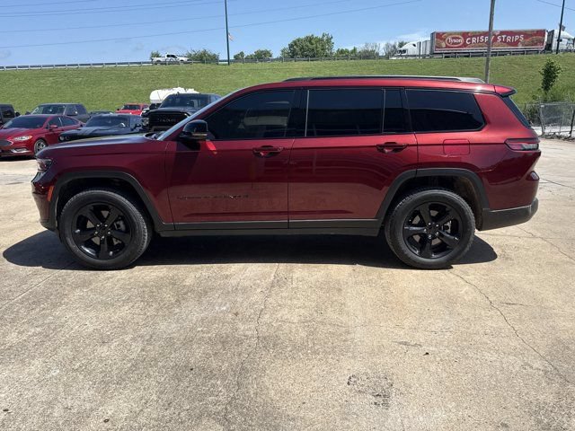 Used 2023 Jeep Grand Cherokee L Laredo AWD/4WD image 13