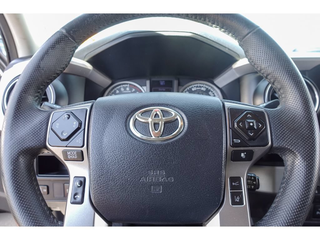Used 2018 Toyota Tacoma SR5 RWD image 13