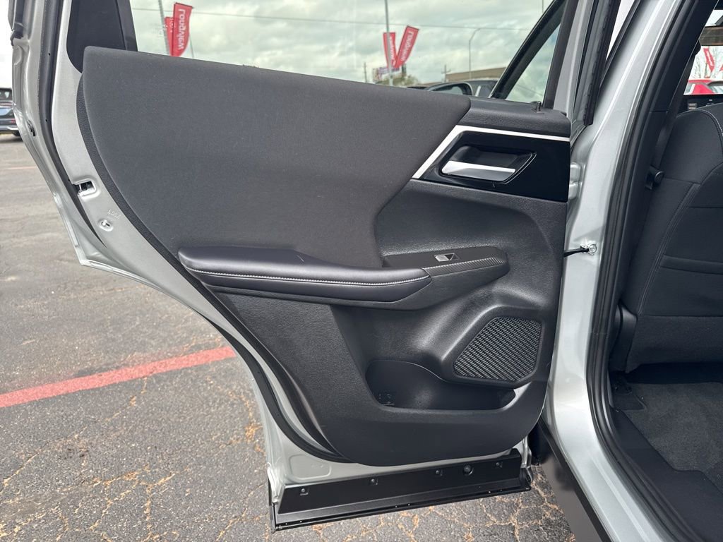 Used 2024 Mitsubishi Outlander ES image 31