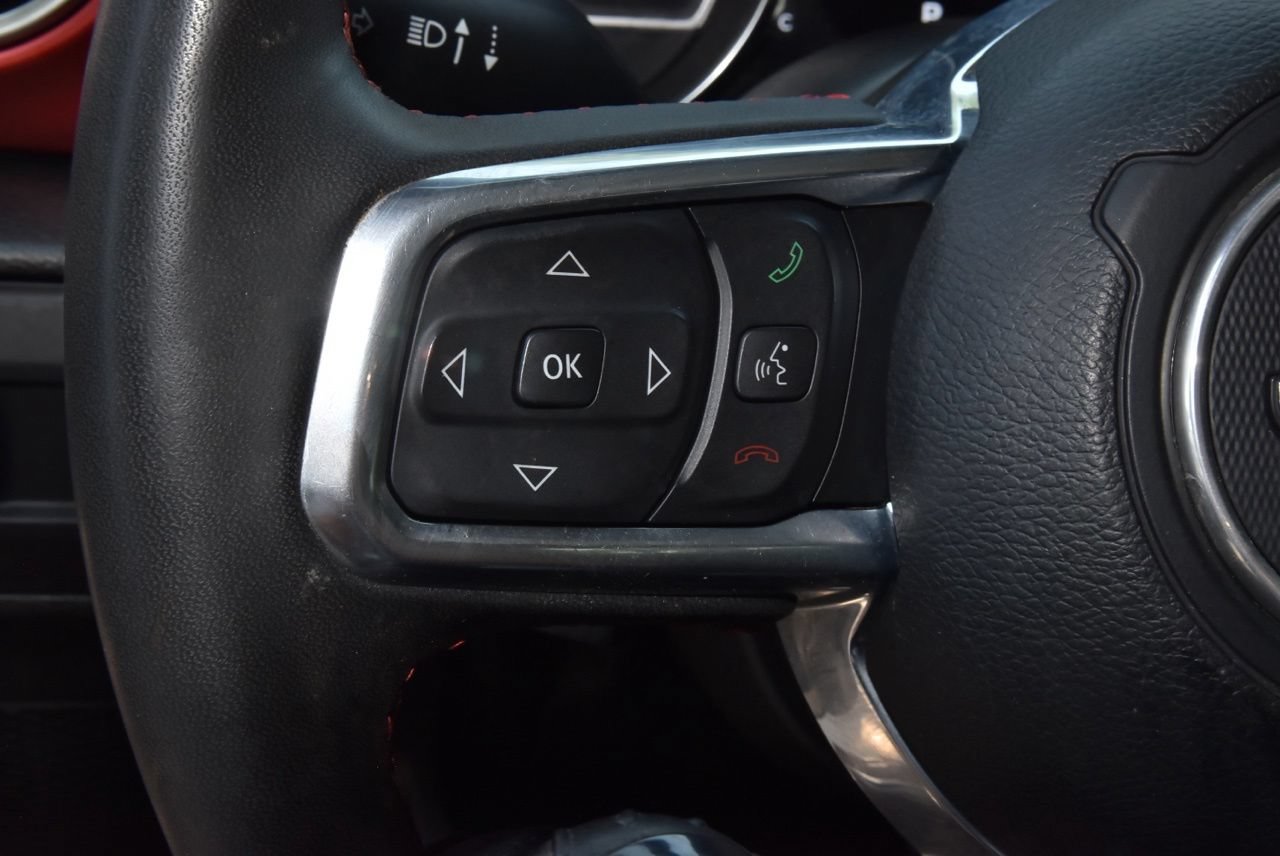 Used 2023 Jeep Gladiator Rubicon w/ Cold Weather Group AWD/4WD image 24