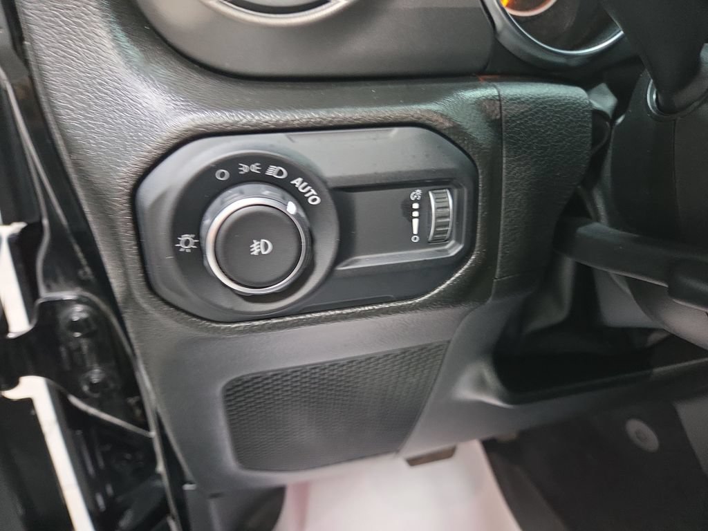 Used 2023 Jeep Wrangler Sport AWD/4WD image 22
