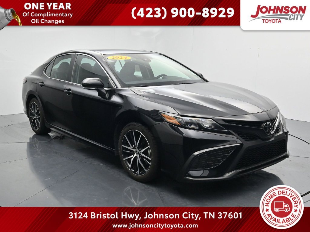 Used 2024 Toyota Camry SE