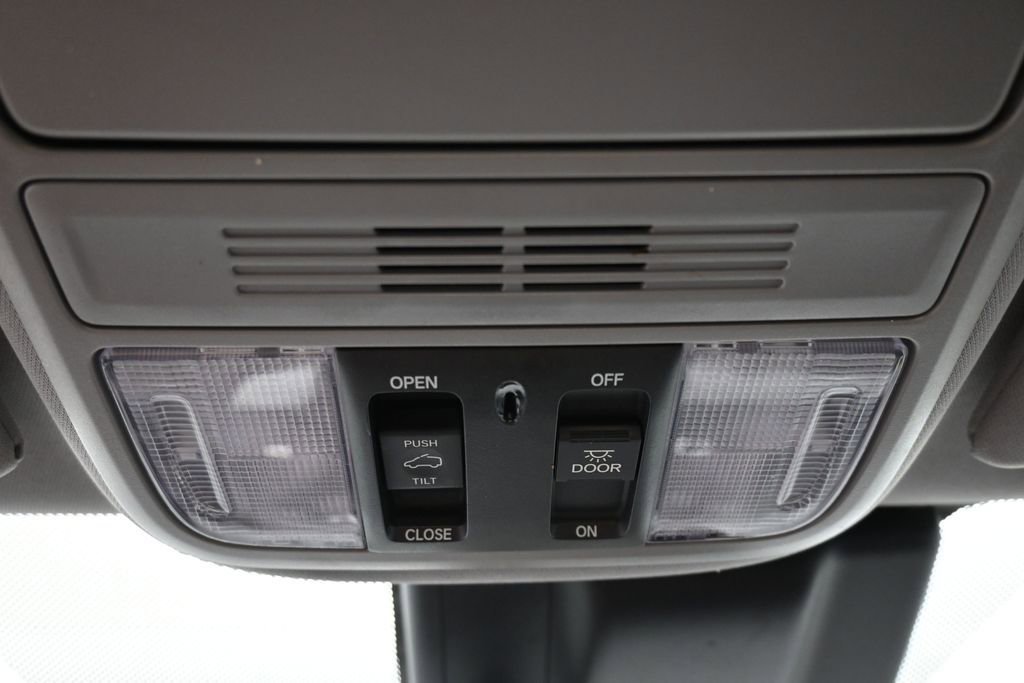 Used 2019 Honda Odyssey EX-L image 33