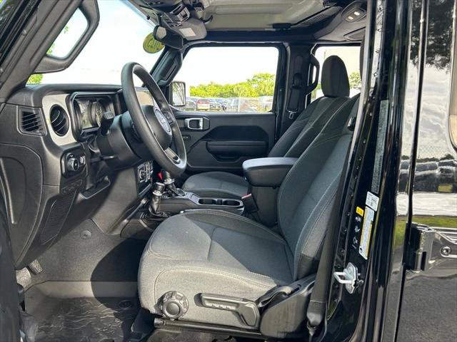 Certified 2025 Jeep Wrangler Unlimited Sport AWD/4WD image 16