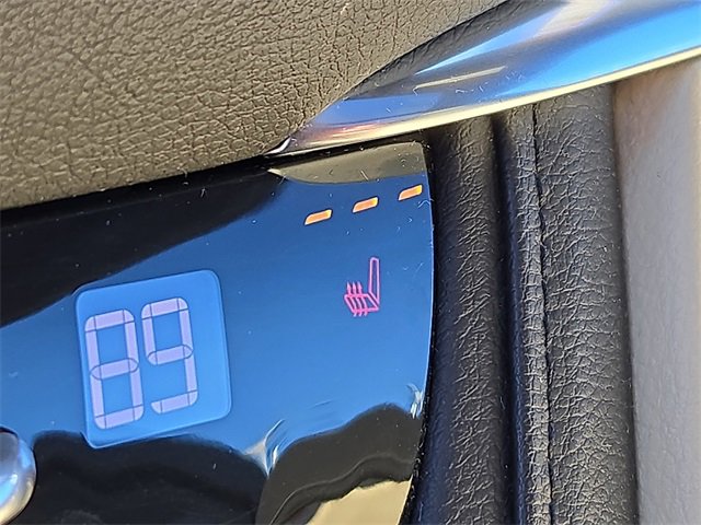 Used 2017 Cadillac XT5 Luxury w/ Driver Awareness Package image 26