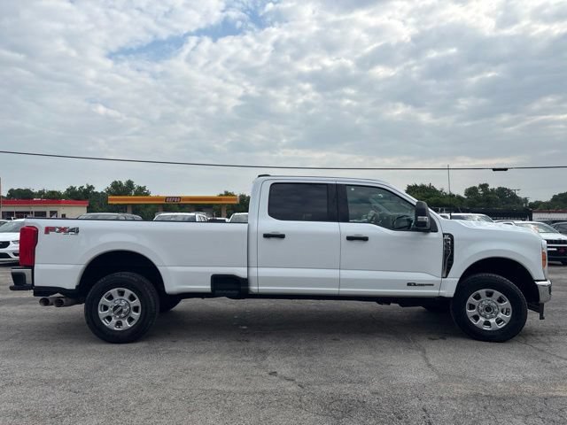 Used 2023 Ford F350 XLT w/ FX4 Off-Road Package AWD/4WD image 5