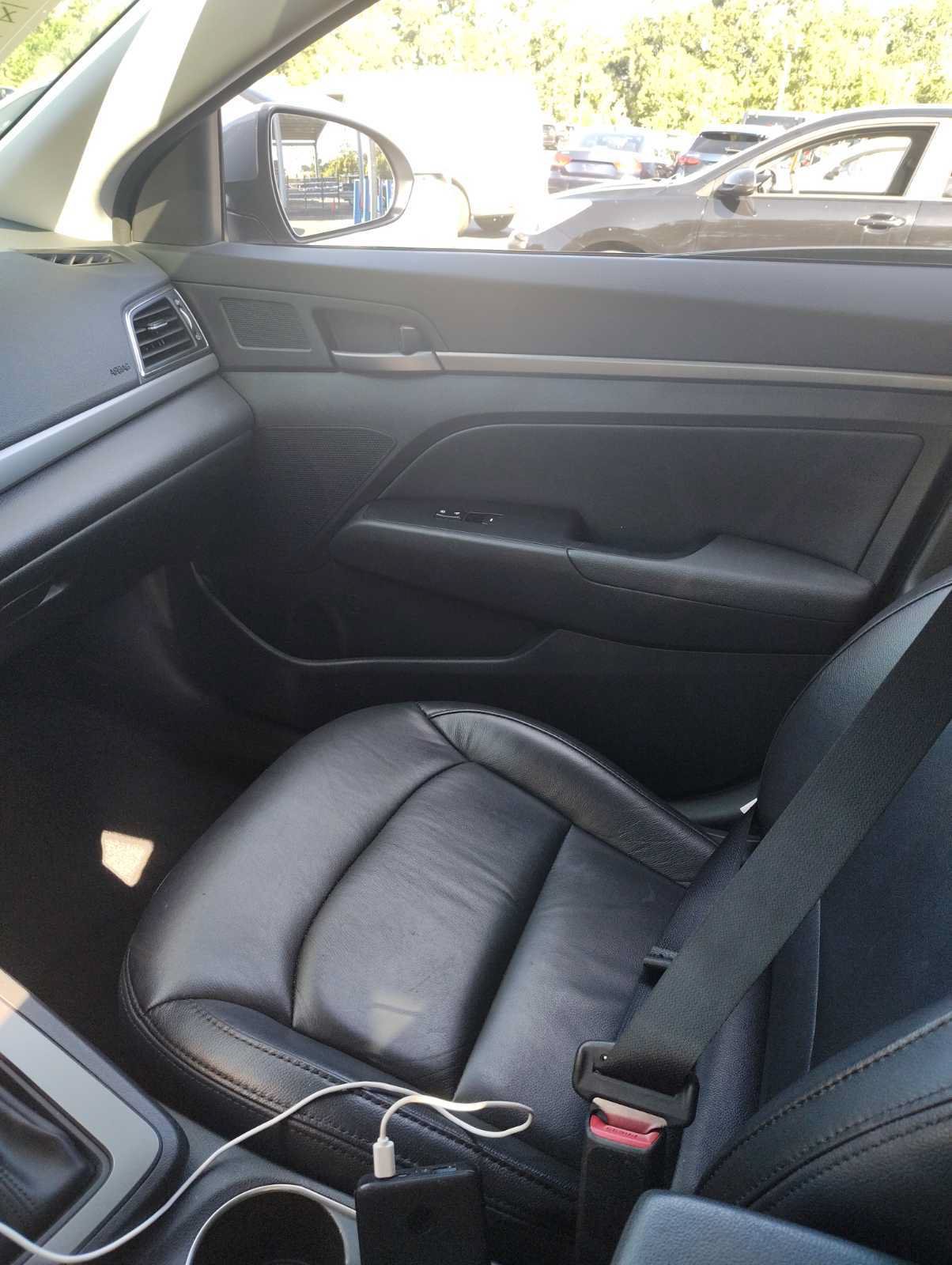 Used 2018 Hyundai Elantra SEL FWD image 6