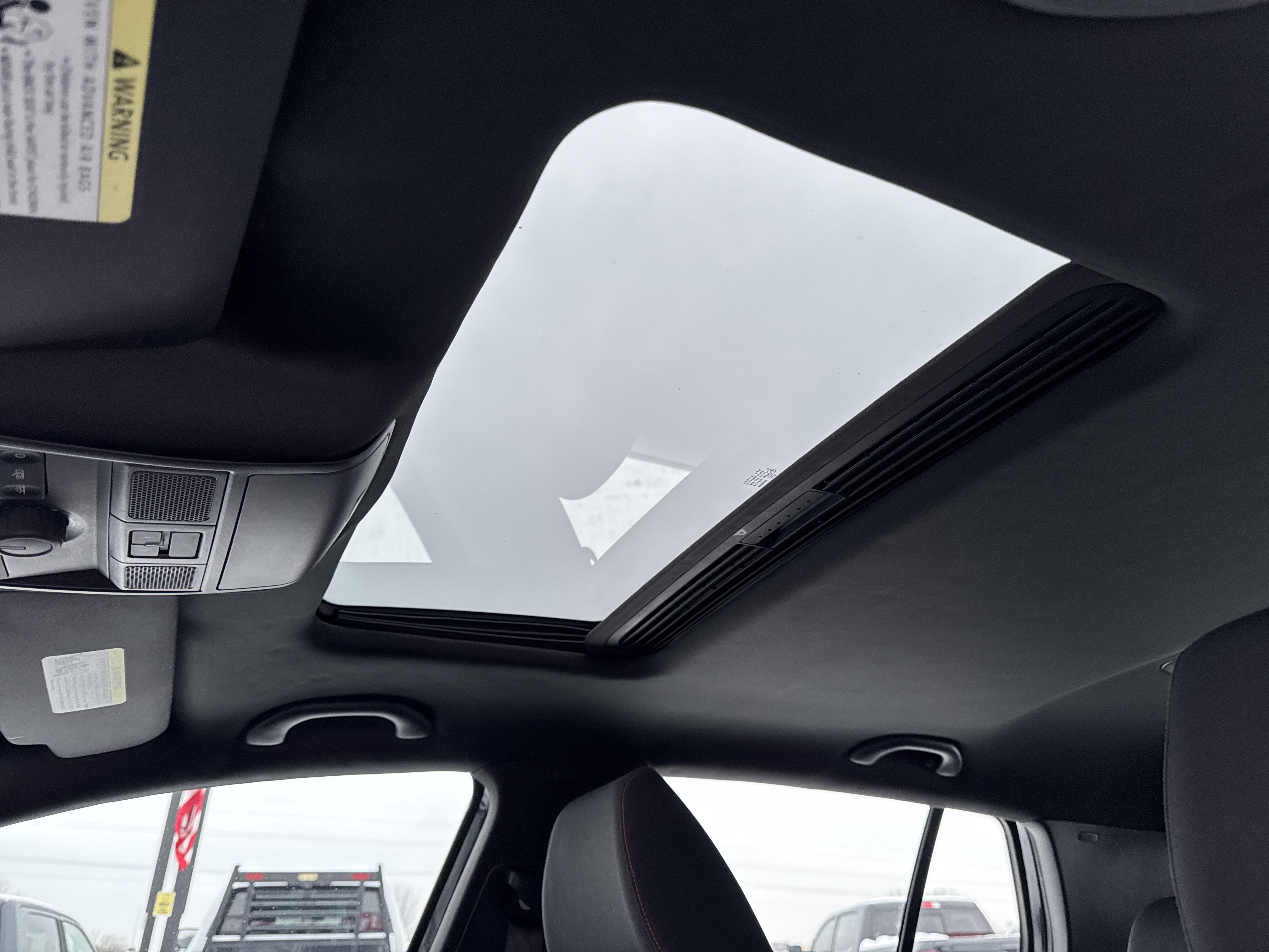 Used 2012 Volkswagen GTI 4-Door image 18