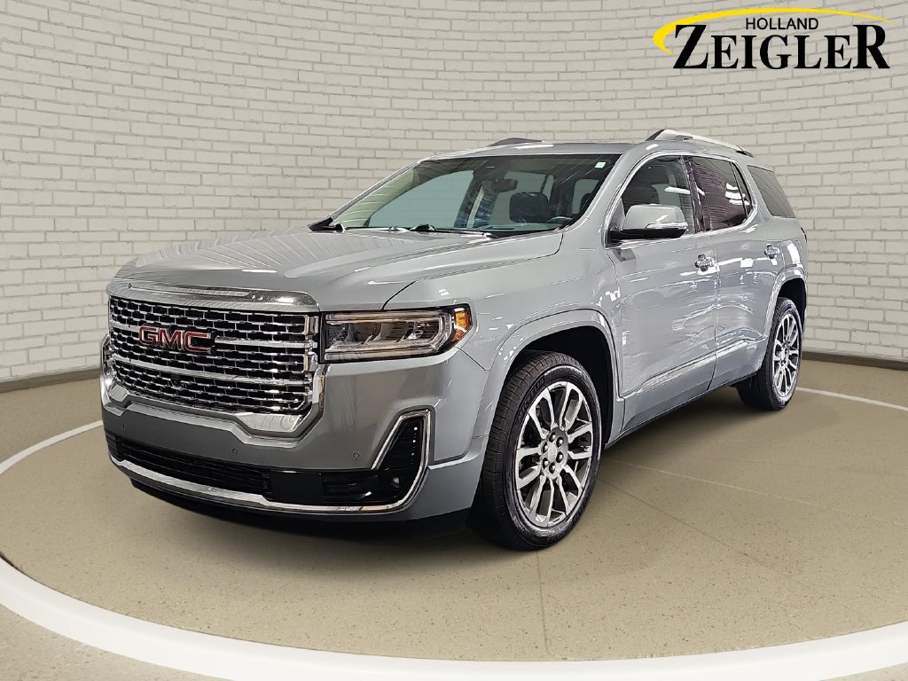 Used 2023 GMC Acadia Denali w/ Denali Ultimate Package AWD/4WD image 1