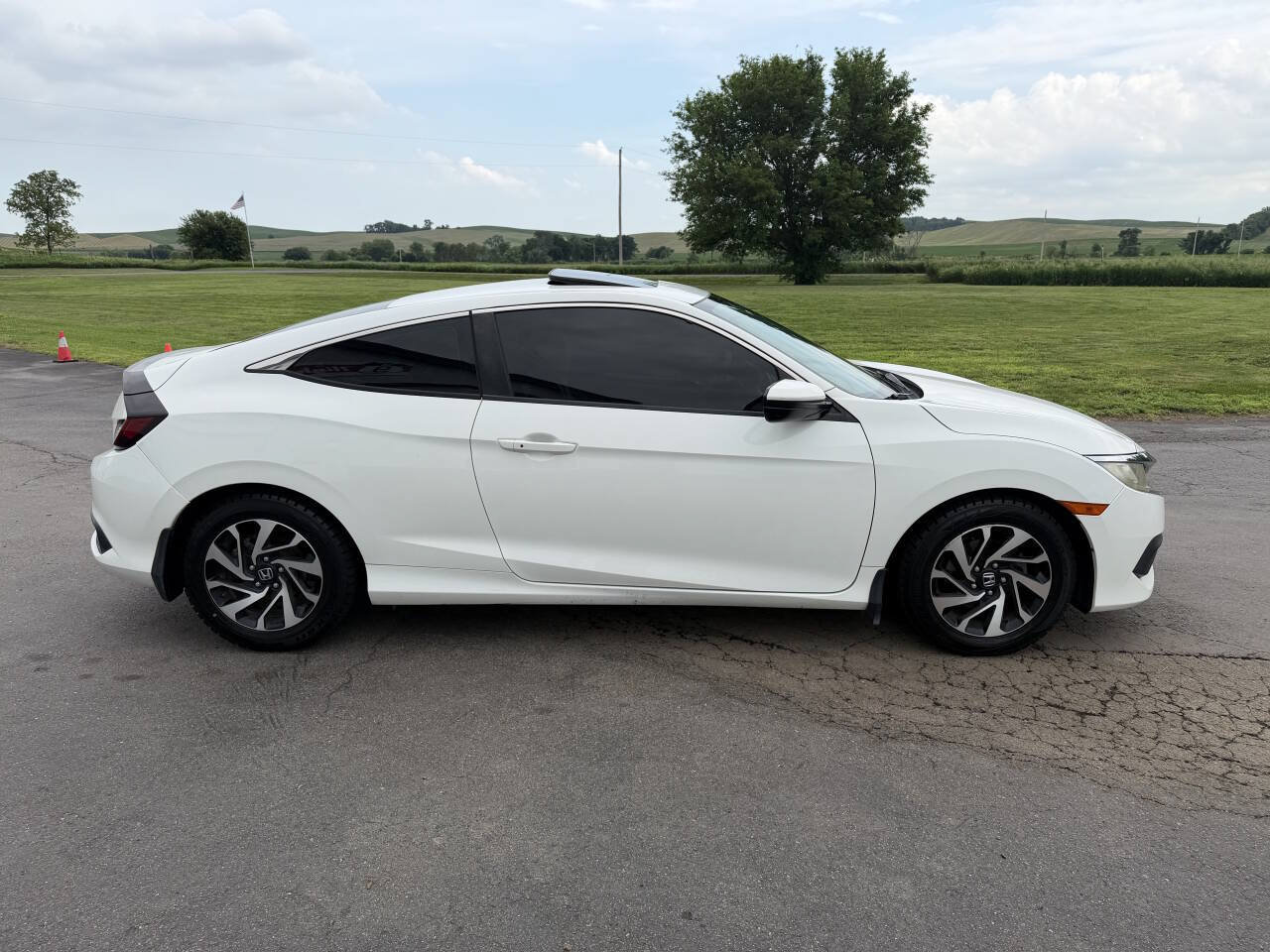 Used 2016 Honda Civic LX-P image 6