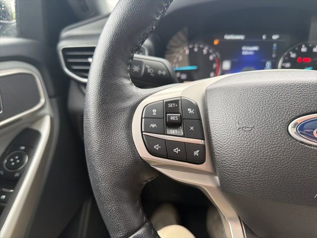 Certified 2023 Ford Explorer XLT w/ Equipment Group 202A AWD/4WD image 47