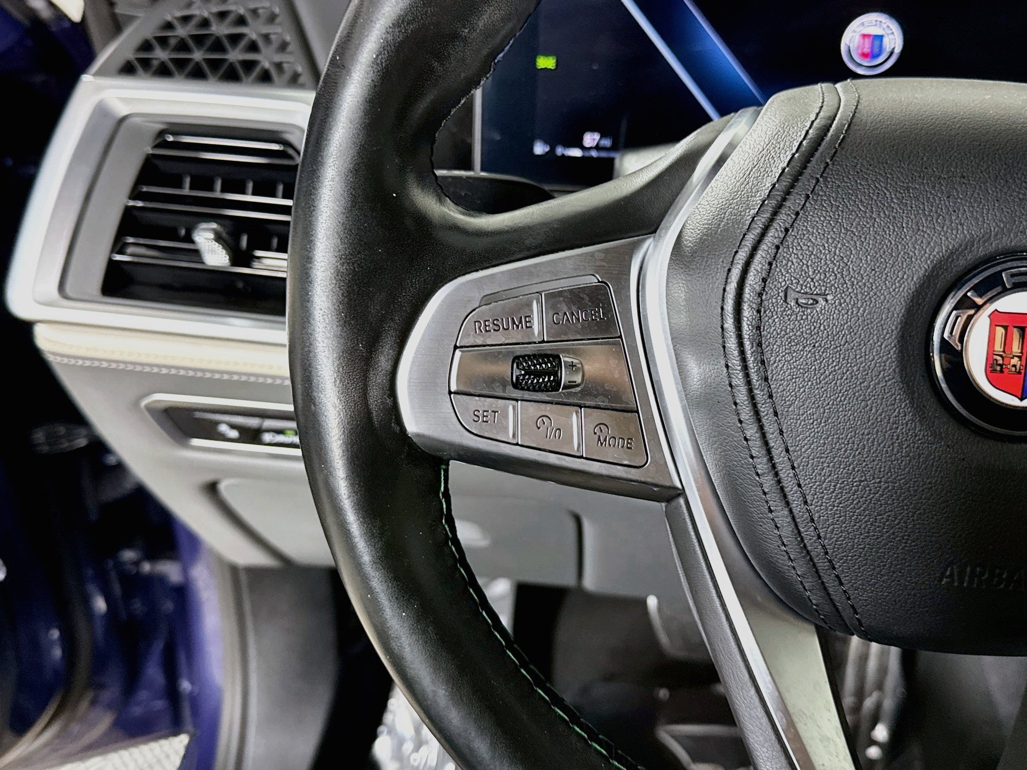 Used 2024 BMW ALPINA XB7 AWD/4WD image 14