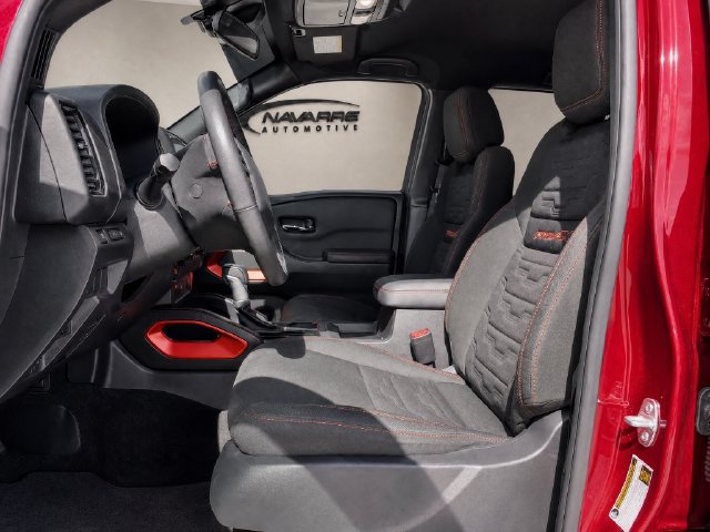 Used 2024 Nissan Frontier PRO-4X w/ Technology Package AWD/4WD image 13