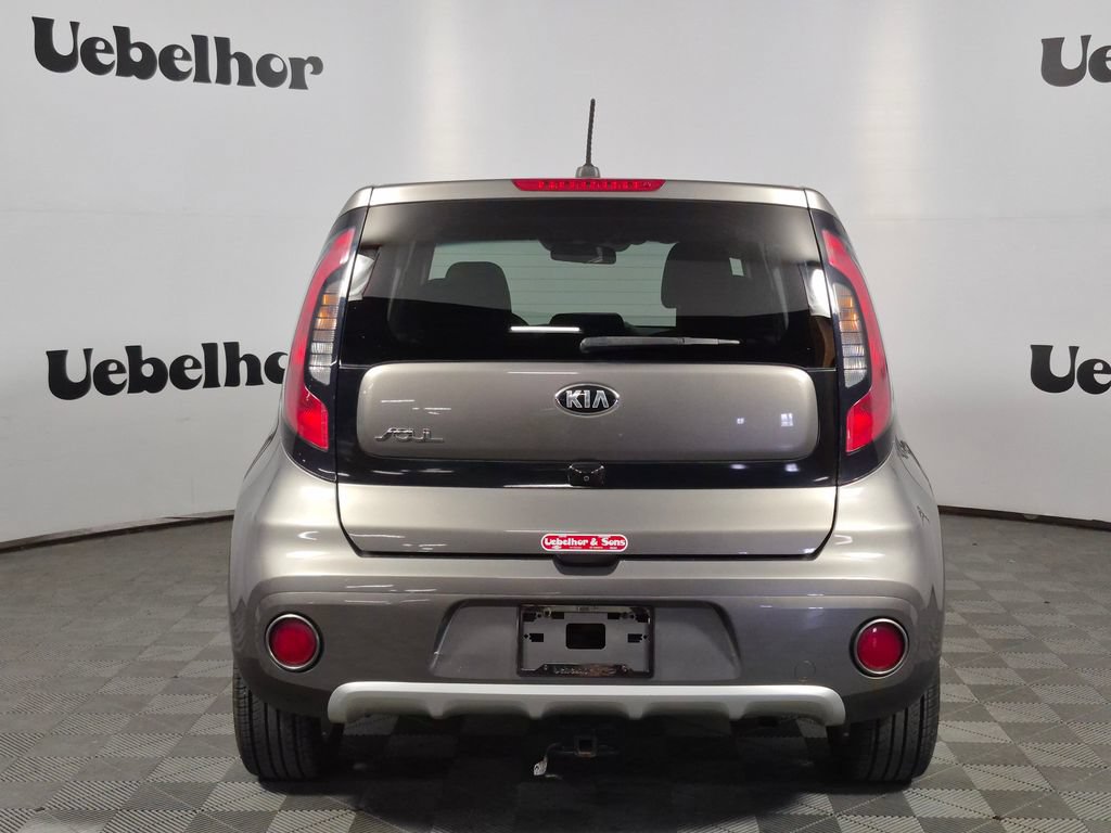 Used 2018 Kia Soul + FWD image 6