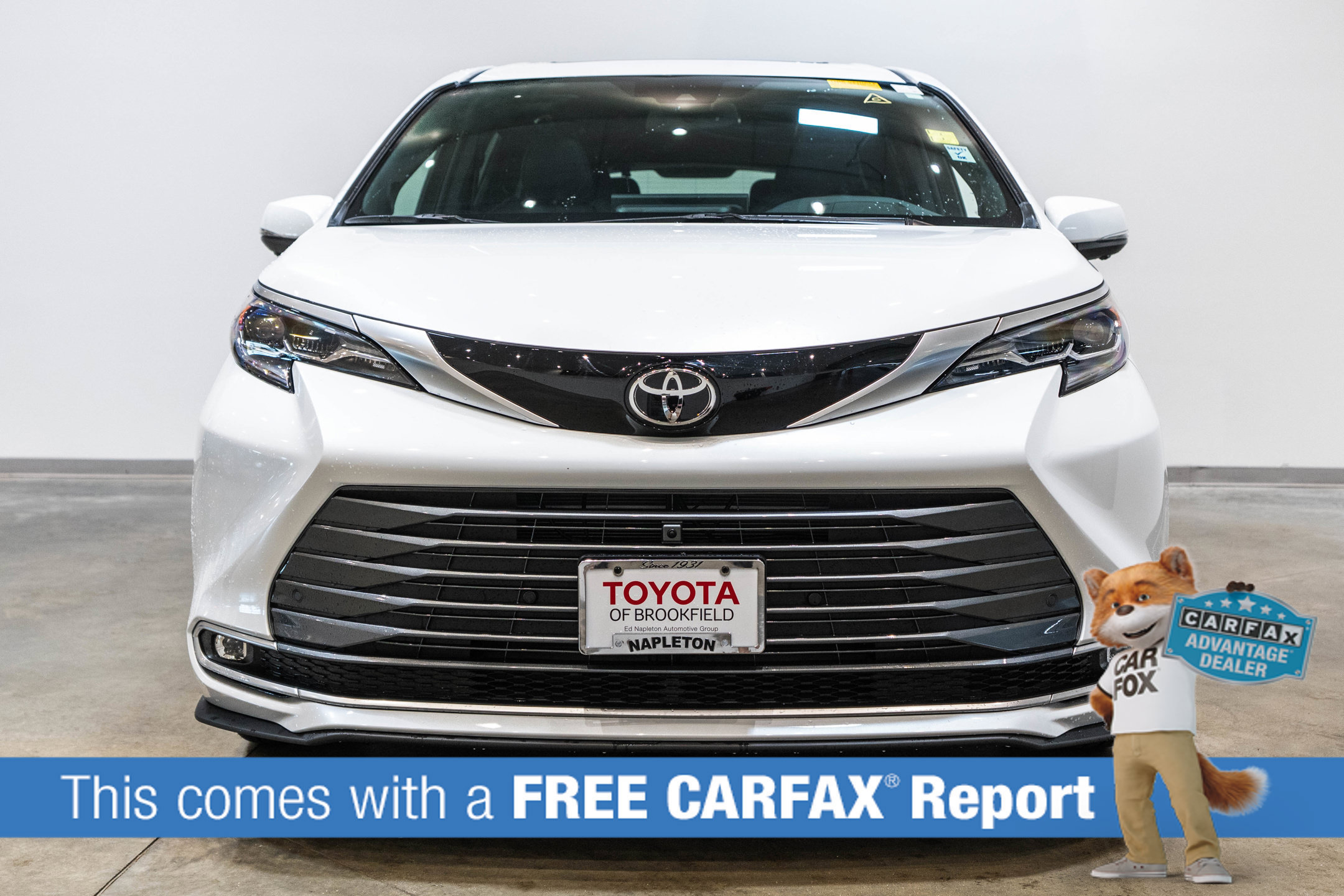 Certified 2026 Toyota Sienna Platinum AWD/4WD image 2