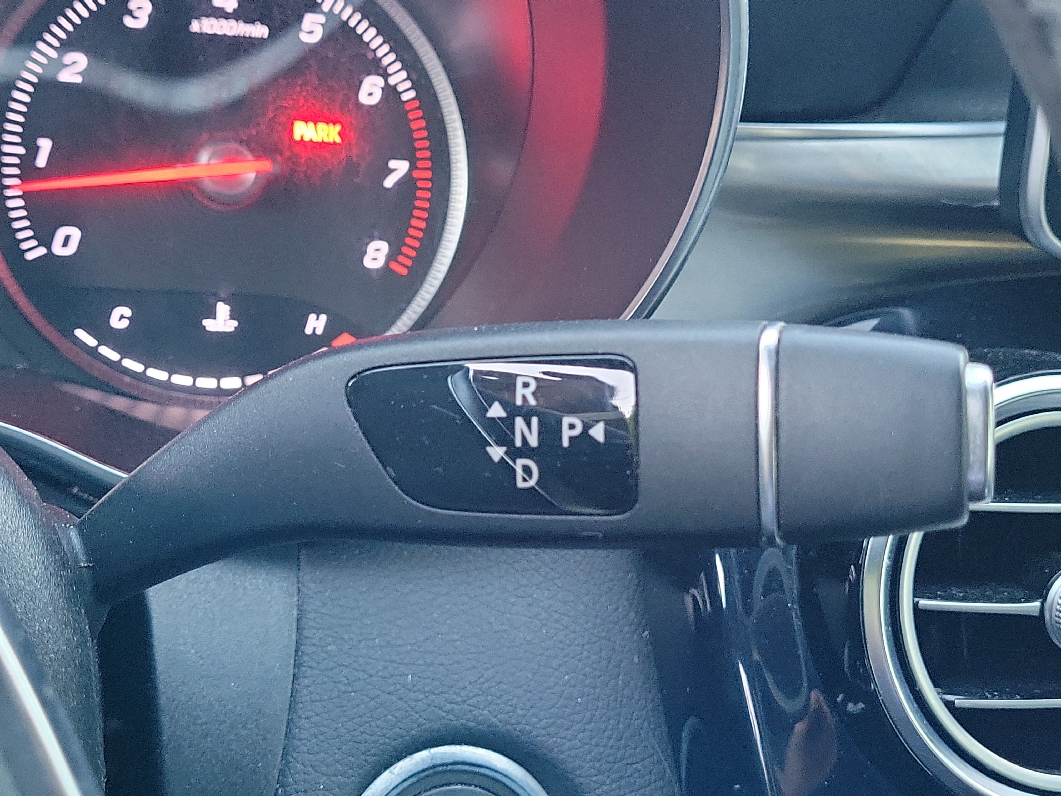 Used 2018 Mercedes-Benz C 300 Sedan image 31