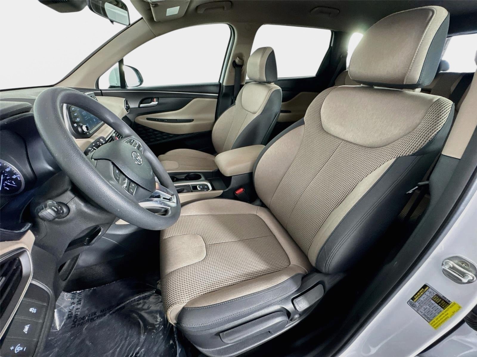 Used 2020 Hyundai Santa Fe SE FWD image 11